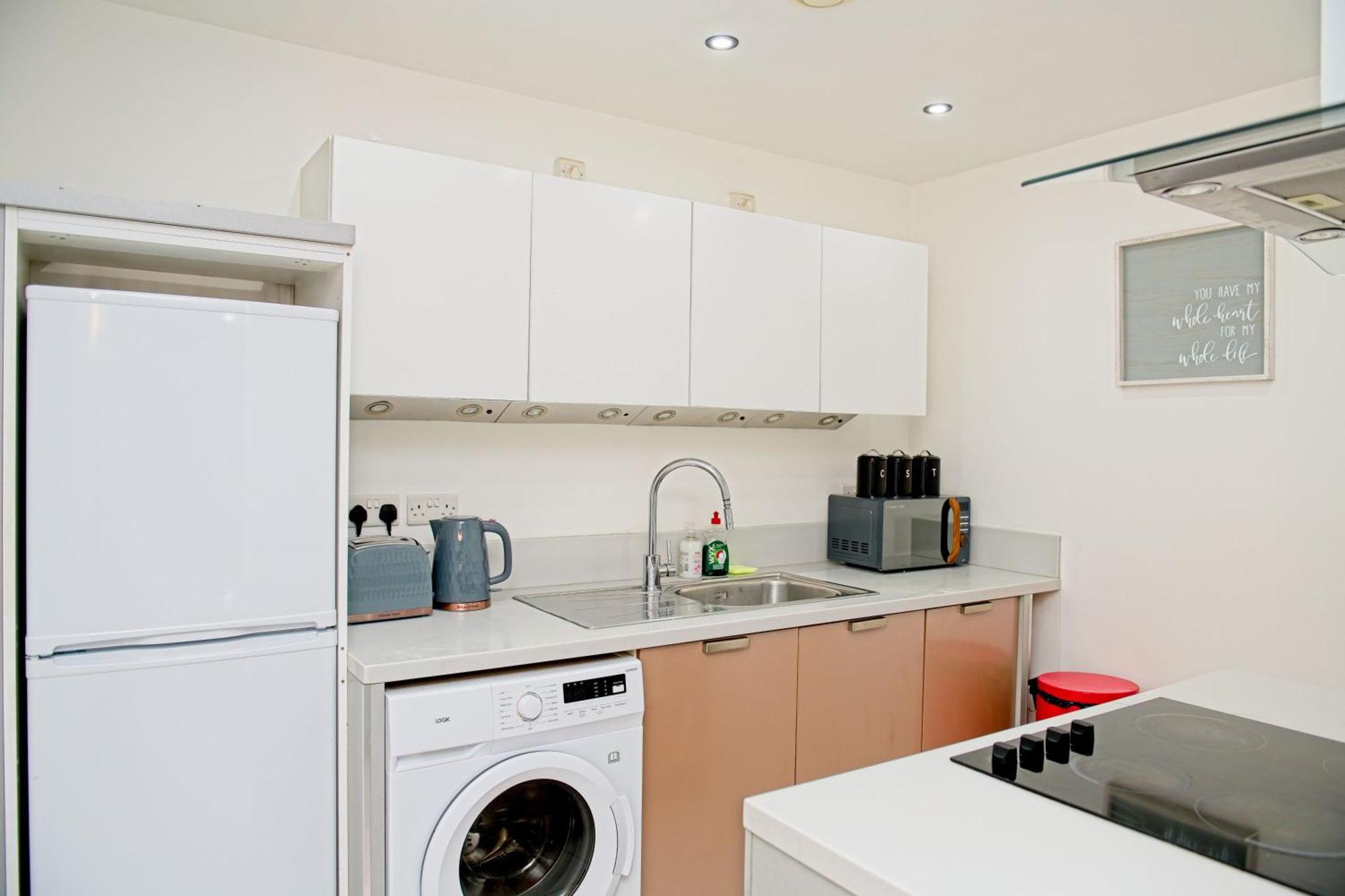 Inners City Apartments -On Suites 버밍엄 외부 사진